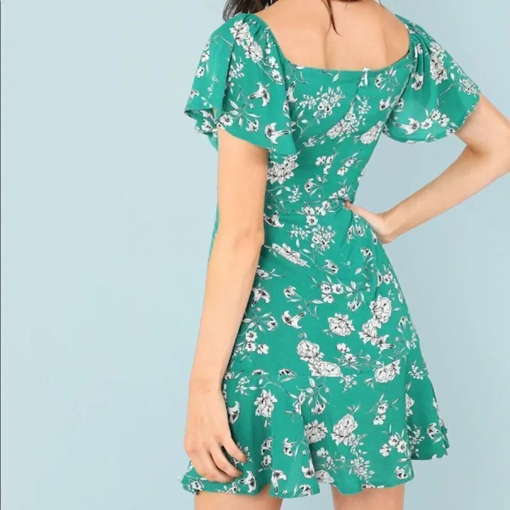 ✨ Flower Print Dress✨ - Picture 3 of 5